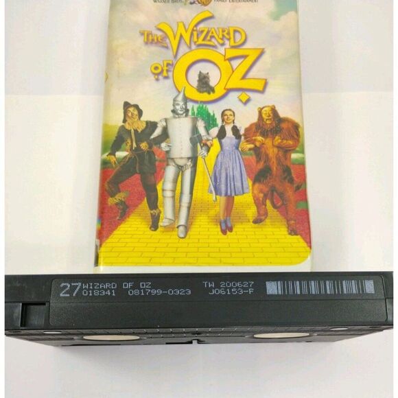 THE WIZARD OF OZ On VHS with Judy Garland Warner Bros. - Picture 4 of 14